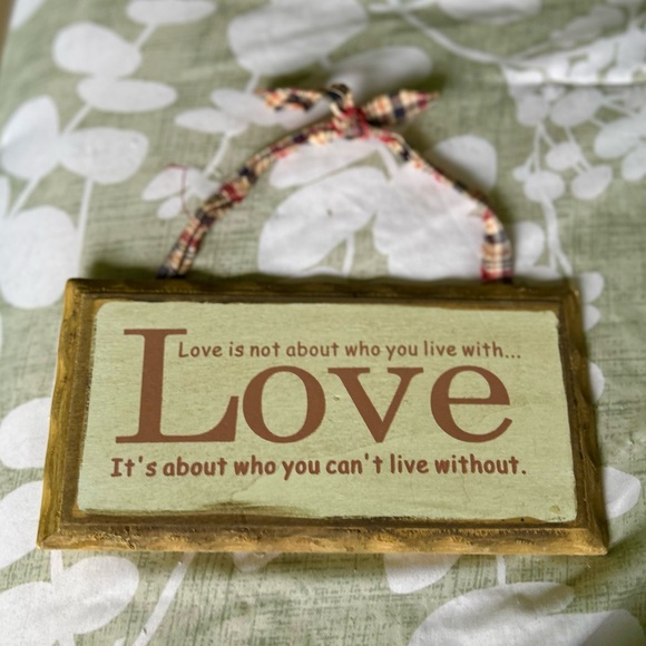 Wooden Rustic Plaid Handle Family Cottagecore Farmhouse Rustic Wall Sign - Picture 3 of 6